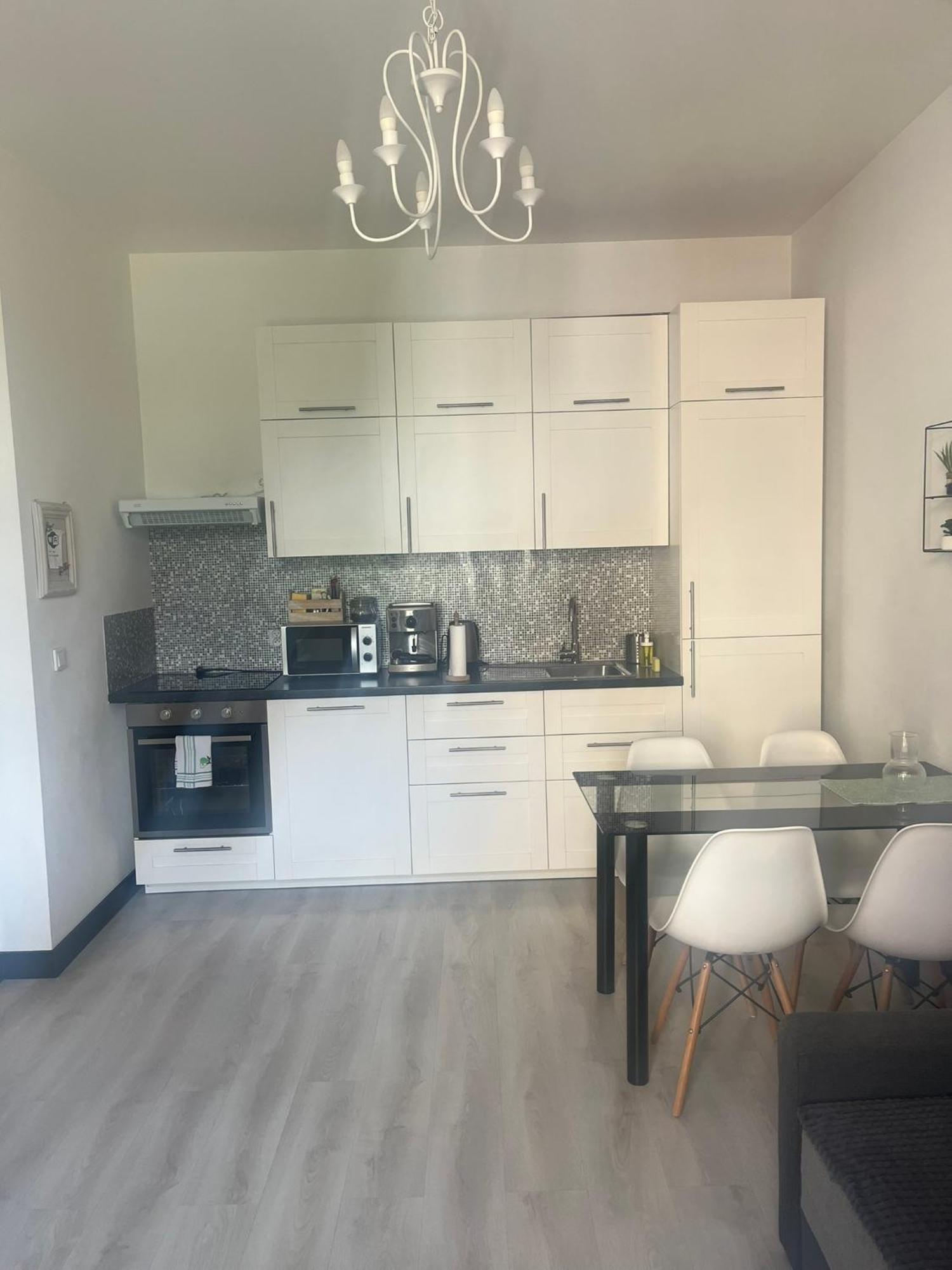 Hstyle Apartament Mikolowska 9 คาโตวีตเซ ภายนอก รูปภาพ