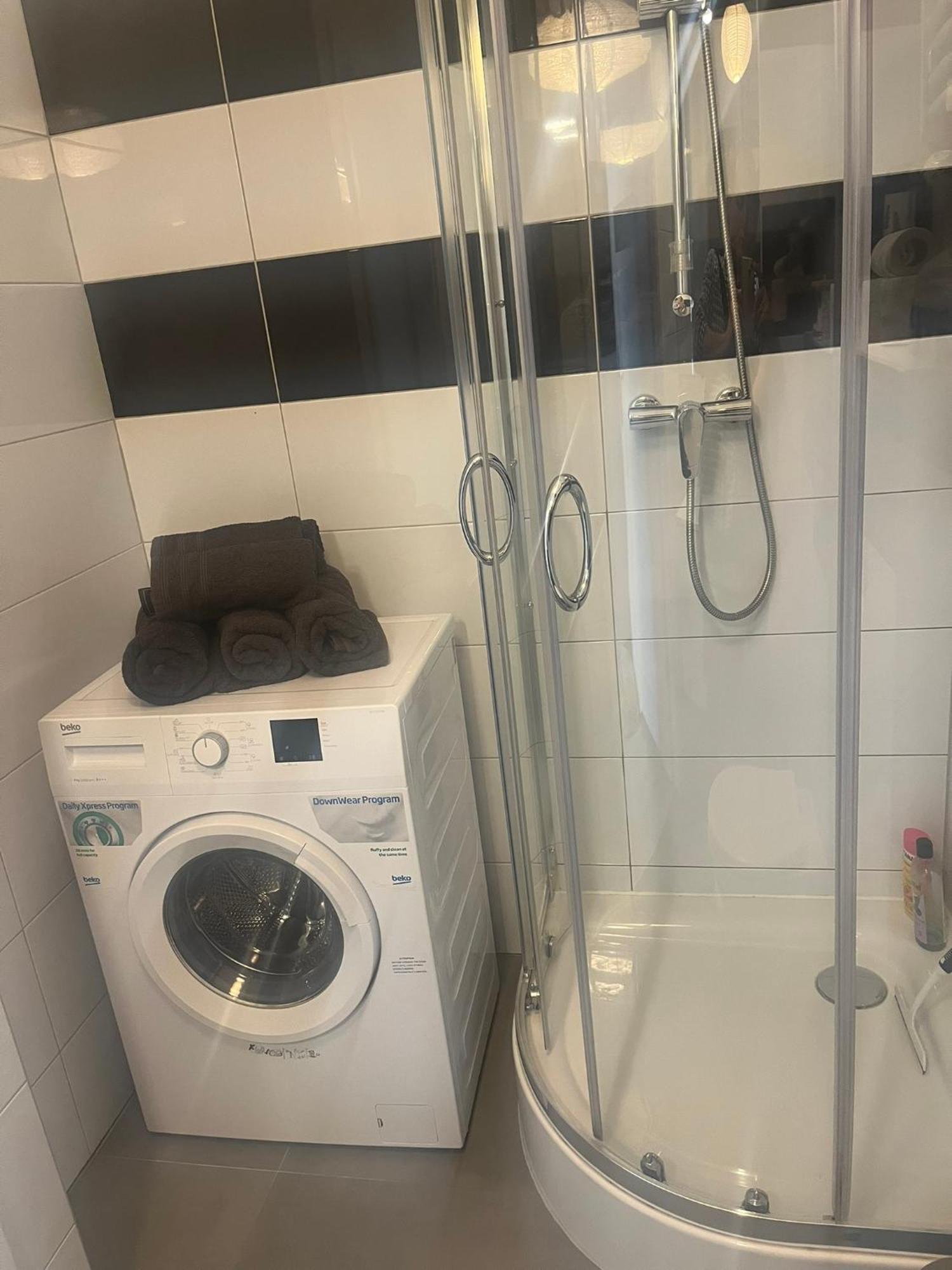 Hstyle Apartament Mikolowska 9 คาโตวีตเซ ภายนอก รูปภาพ